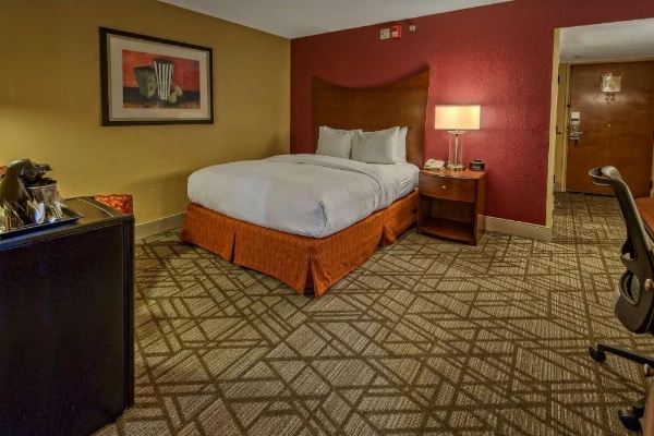 DoubleTree By Hilton Hotel Oak Ridge image 22
